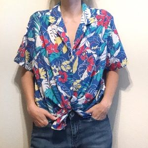 Vintage Hawaiian Blue Floral Button Down S…